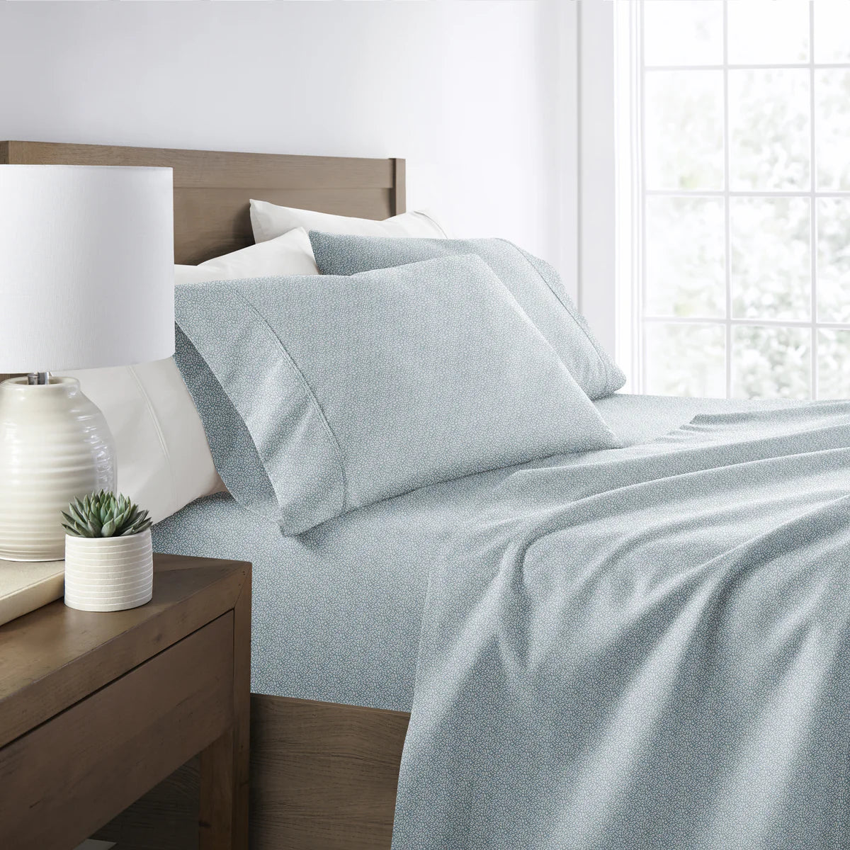 Modern Circles 4-Piece Patterned Sheet Set