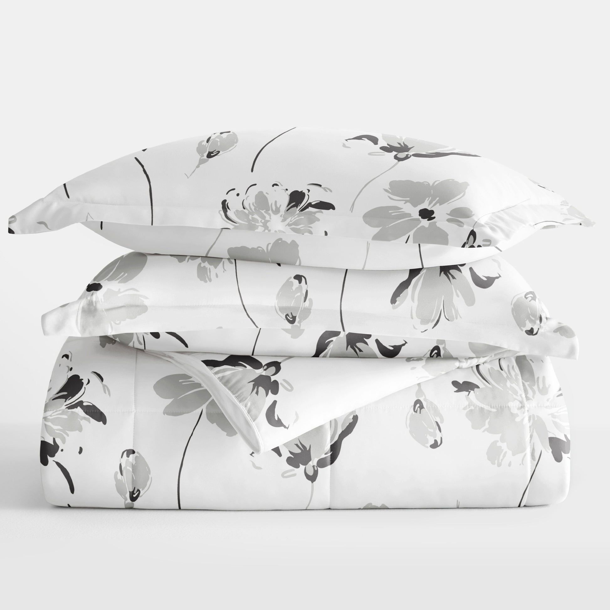 Magnolia Patterned Down-Alternative Comforter Set