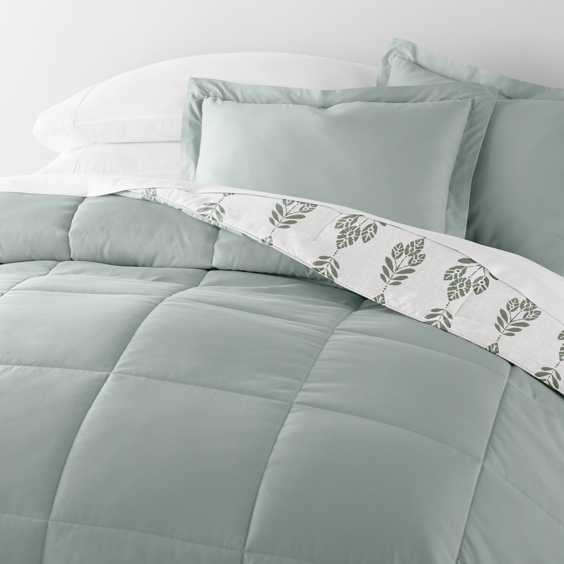 Folk Leaves Reversible Patterned Down-Alternative Comforter Set