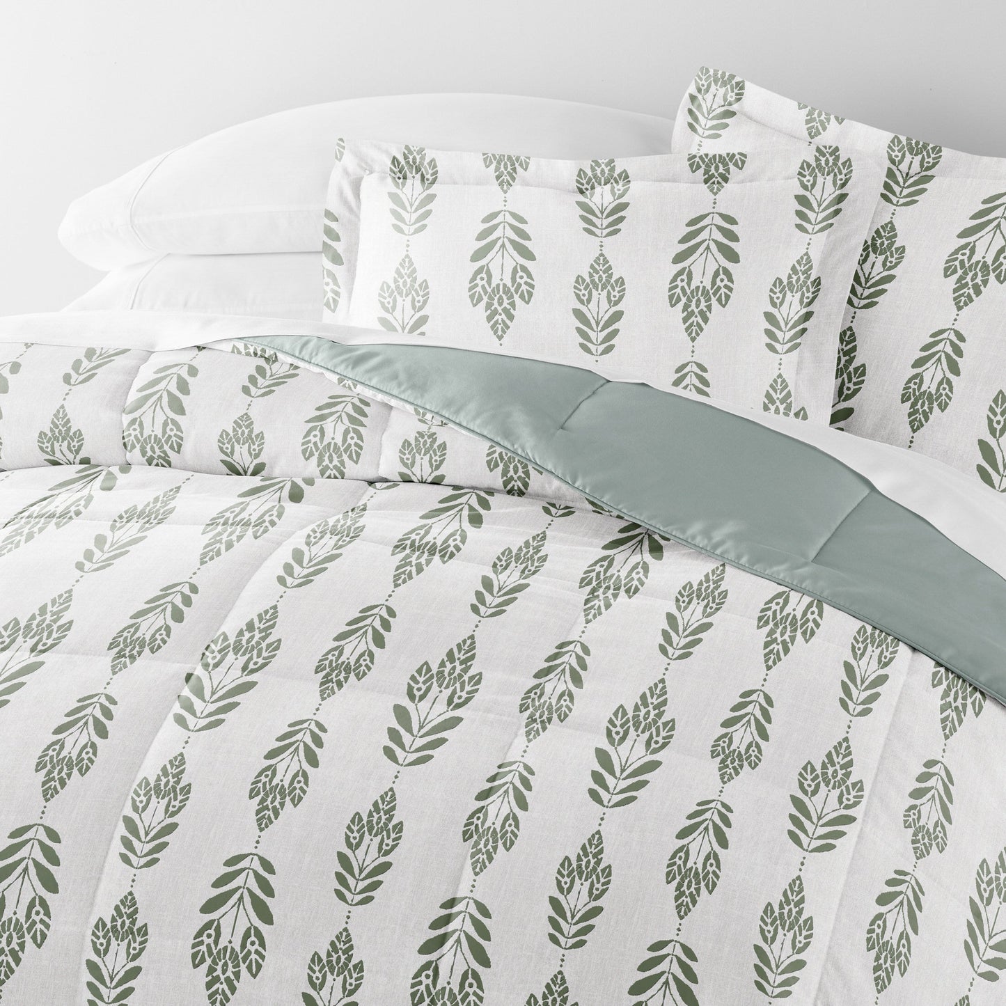 Folk Leaves Reversible Patterned Down-Alternative Comforter Set