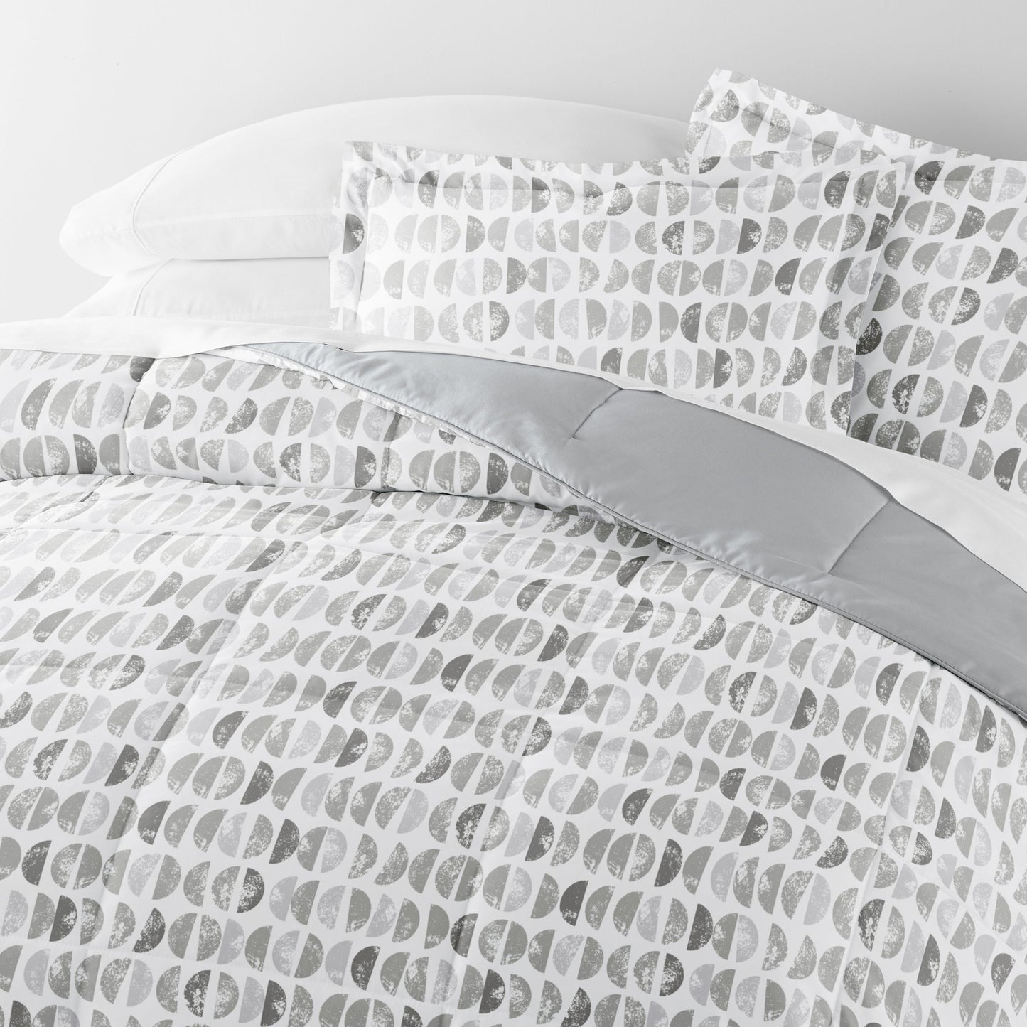 Moonlight Stars Reversible Patterned Down-Alternative Comforter Set