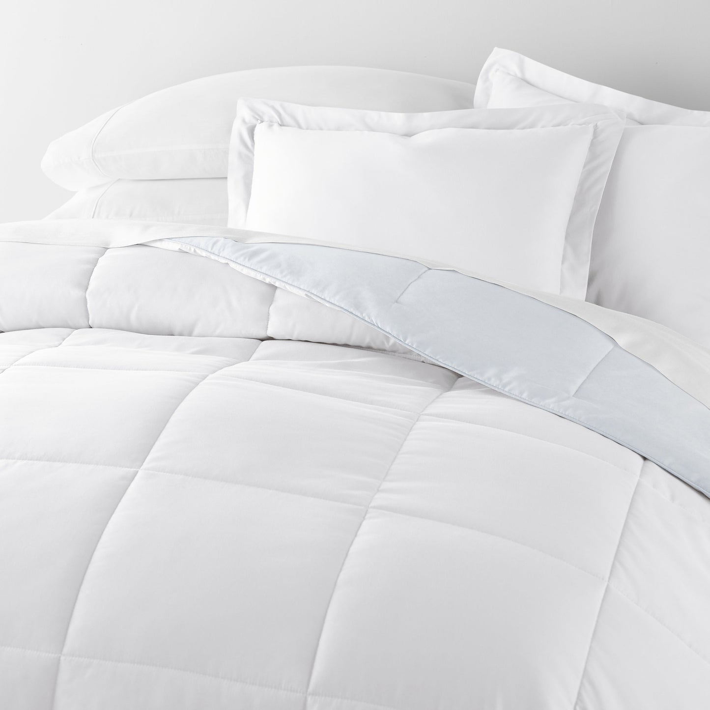 Ocean Waves Reversible Patterned Down-Alternative Comforter Set
