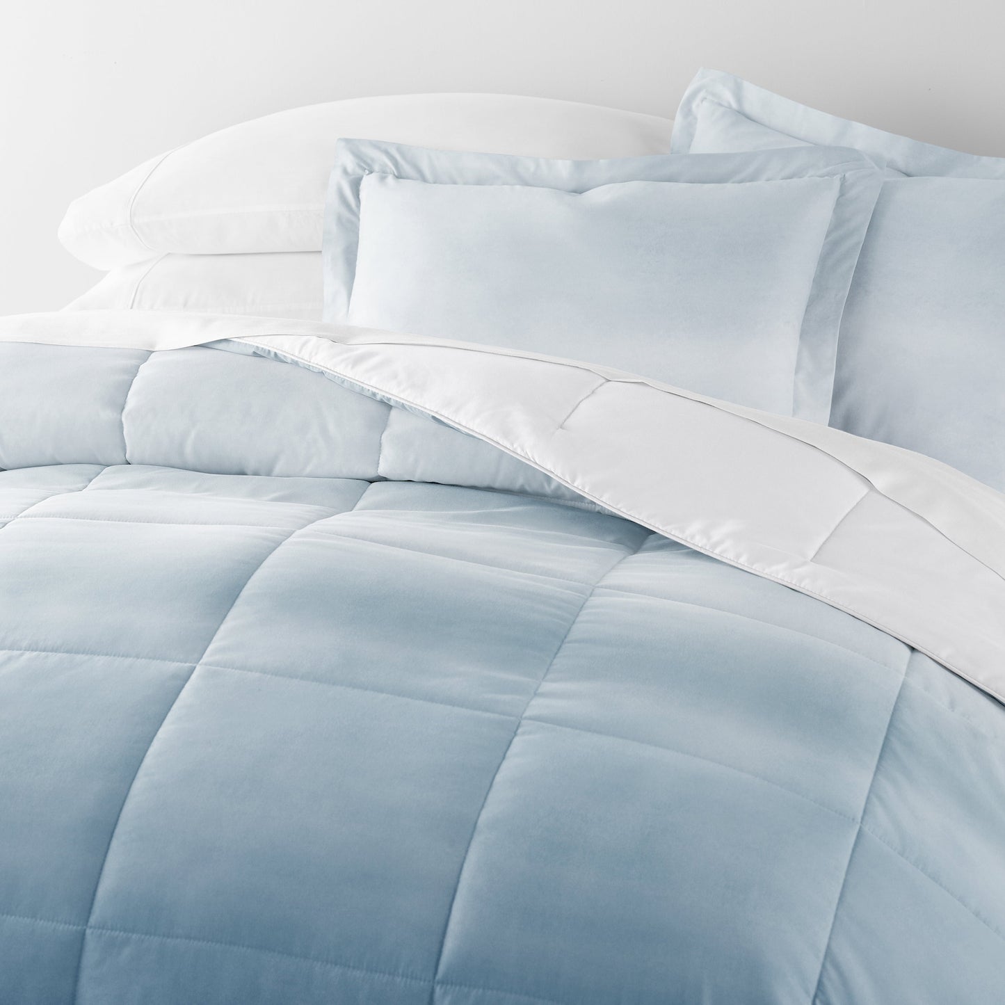 Ocean Waves Reversible Patterned Down-Alternative Comforter Set