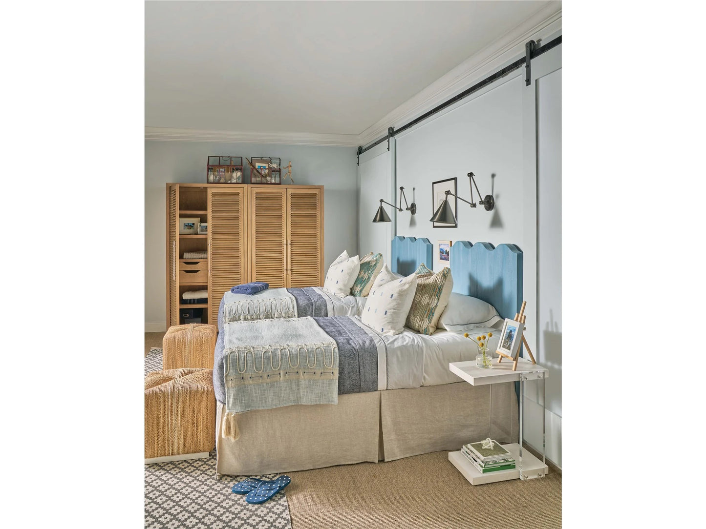 Universal - Weekender Coastal Living Home Weekender Utility Cabinet