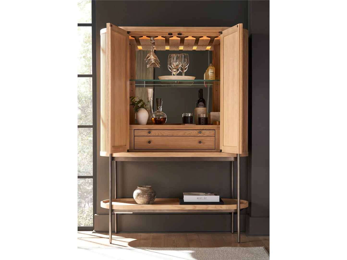 Universal - New Modern-Modern Linnea Bar Cabinet