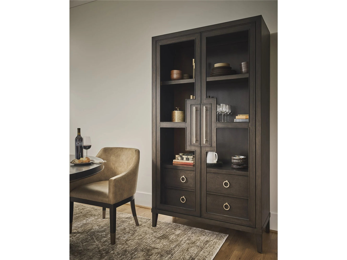 Universal - Fenwick Display Cabinet