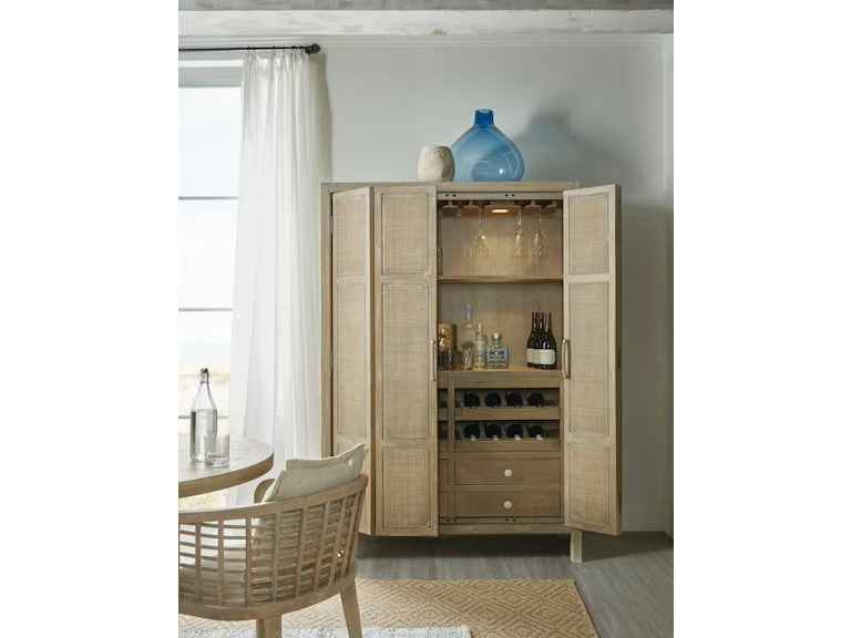 Hooker Furniture - Casual Dining Surfrider Bar Cabinet