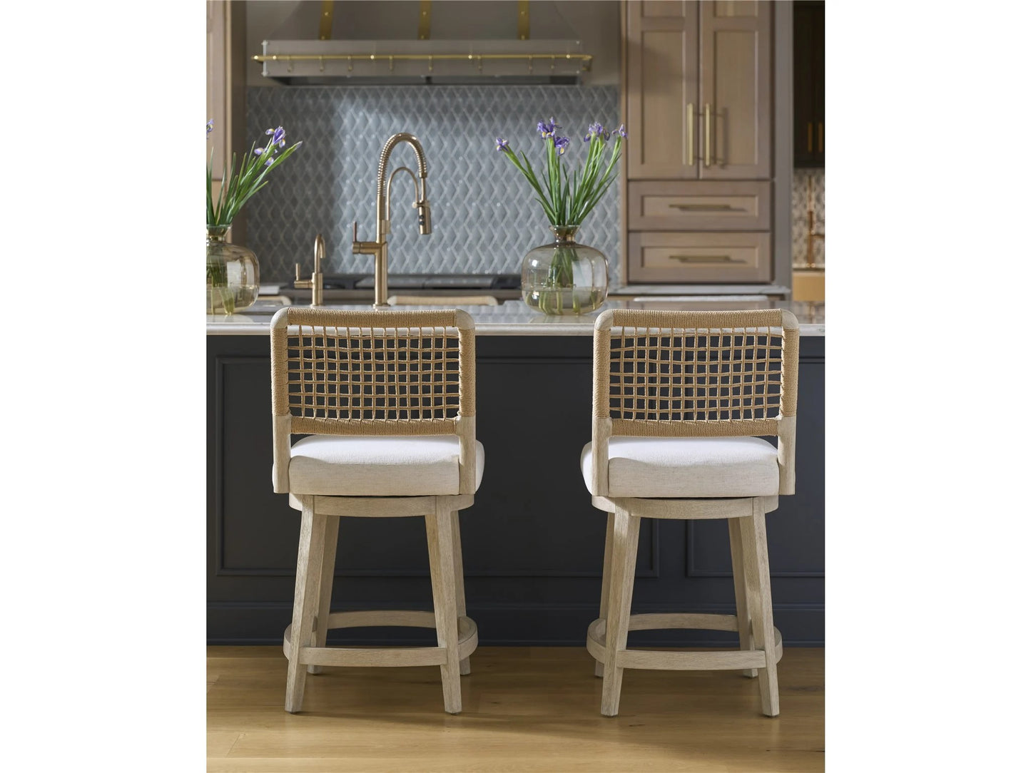 Universal - Oasis-Coastal Living Home Dockside Swivel Counter Stool