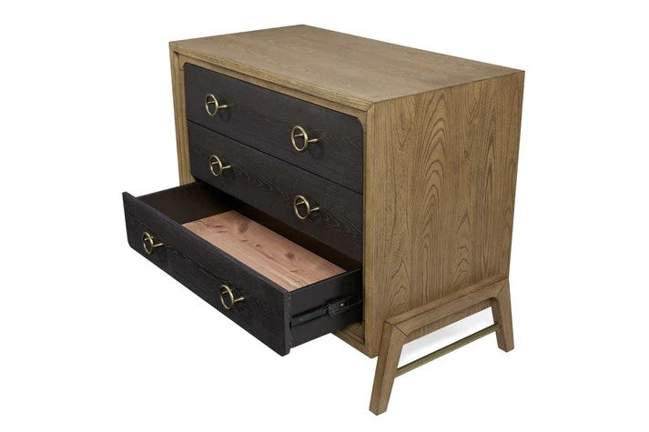 Elure - Bachelor Chest