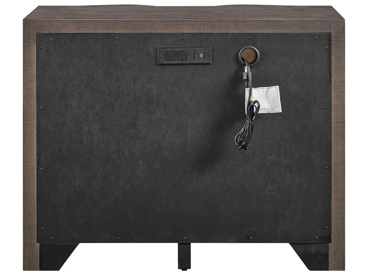 Universal - Fenwick Embossed Chest