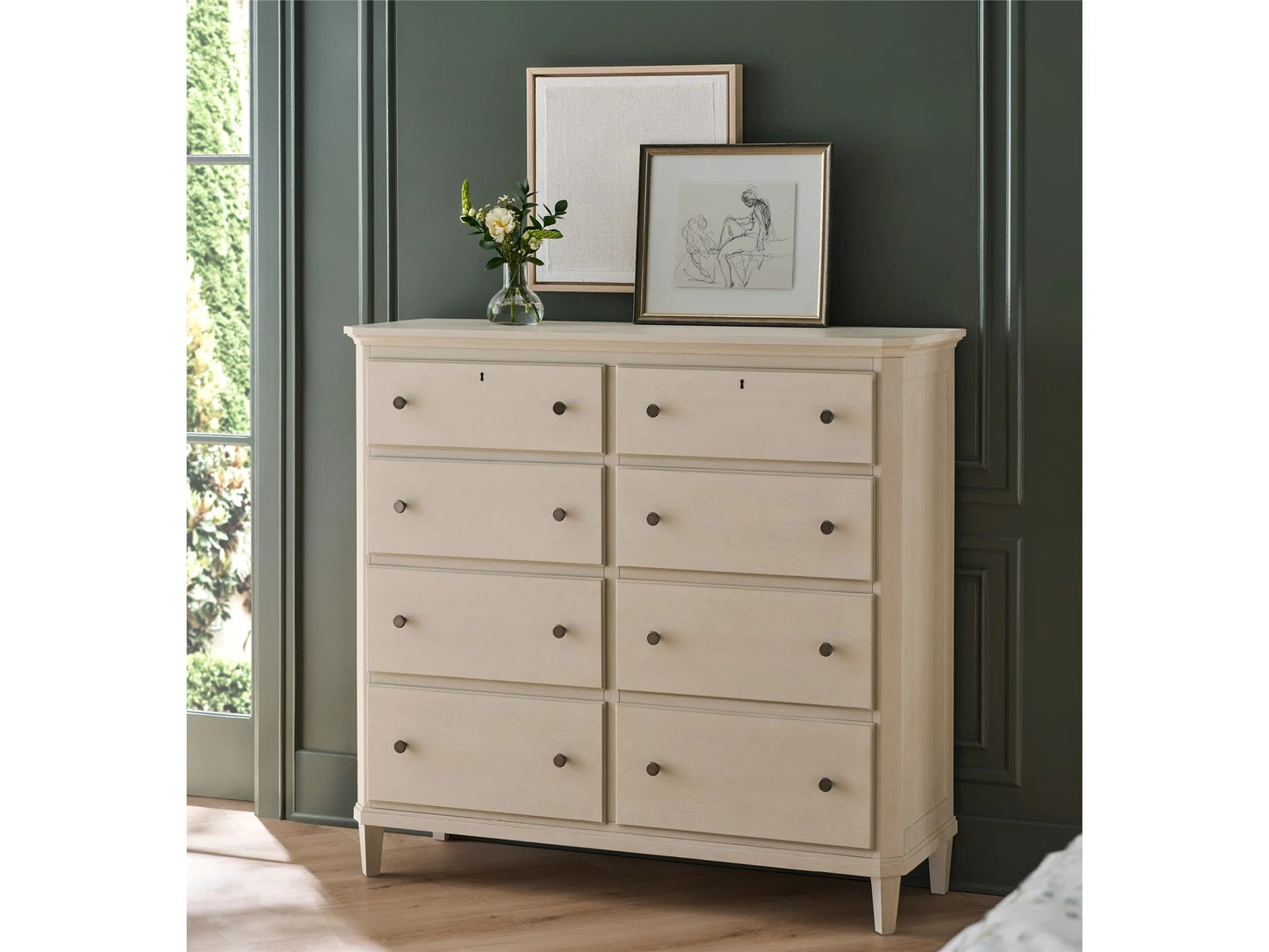 Universal - Birchaven Willow Chest