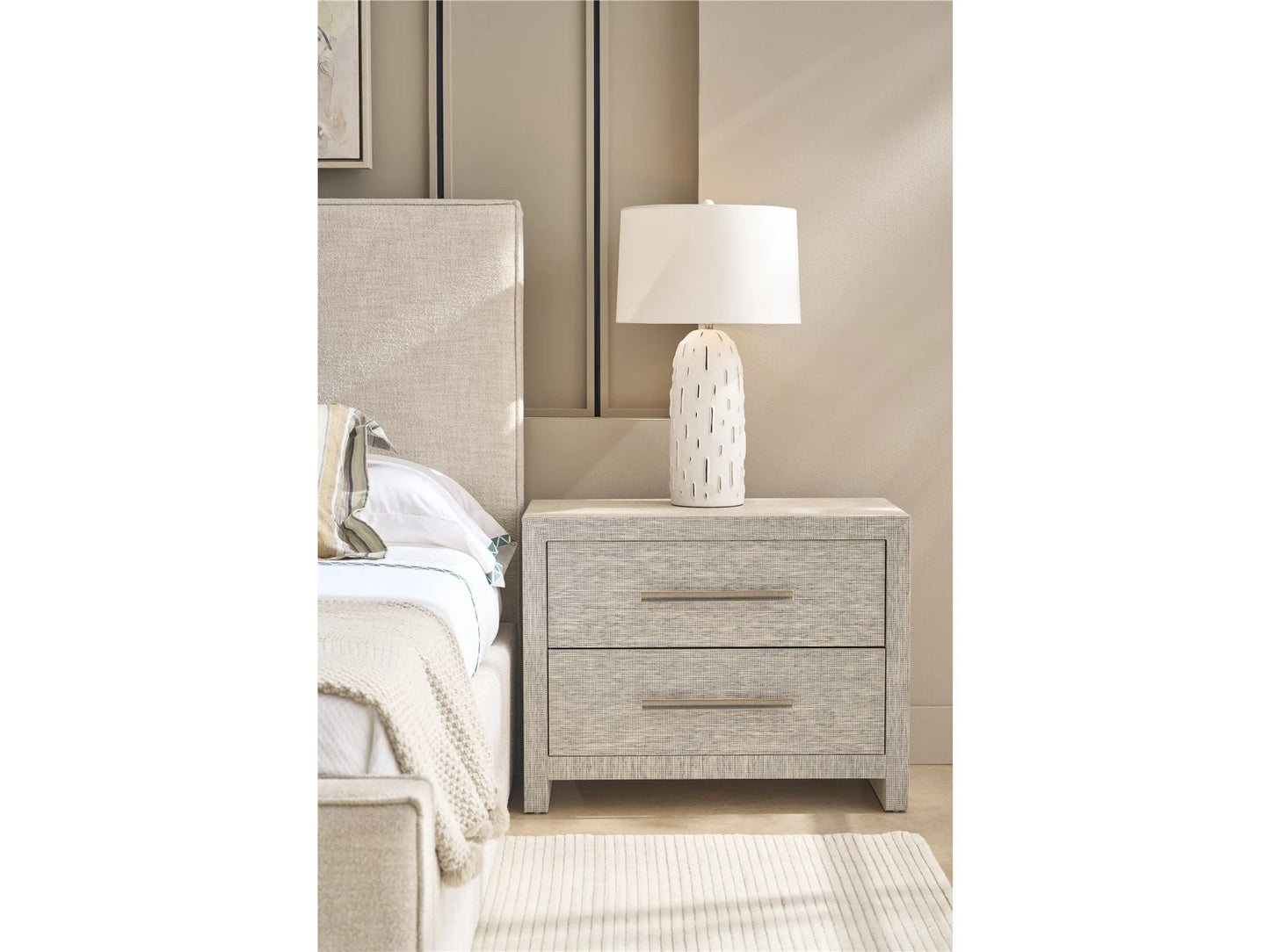 Universal - Oasis-Coastal Living Home Seascape Chest
