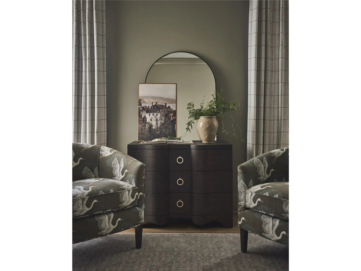 Universal - Fenwick Embossed Chest