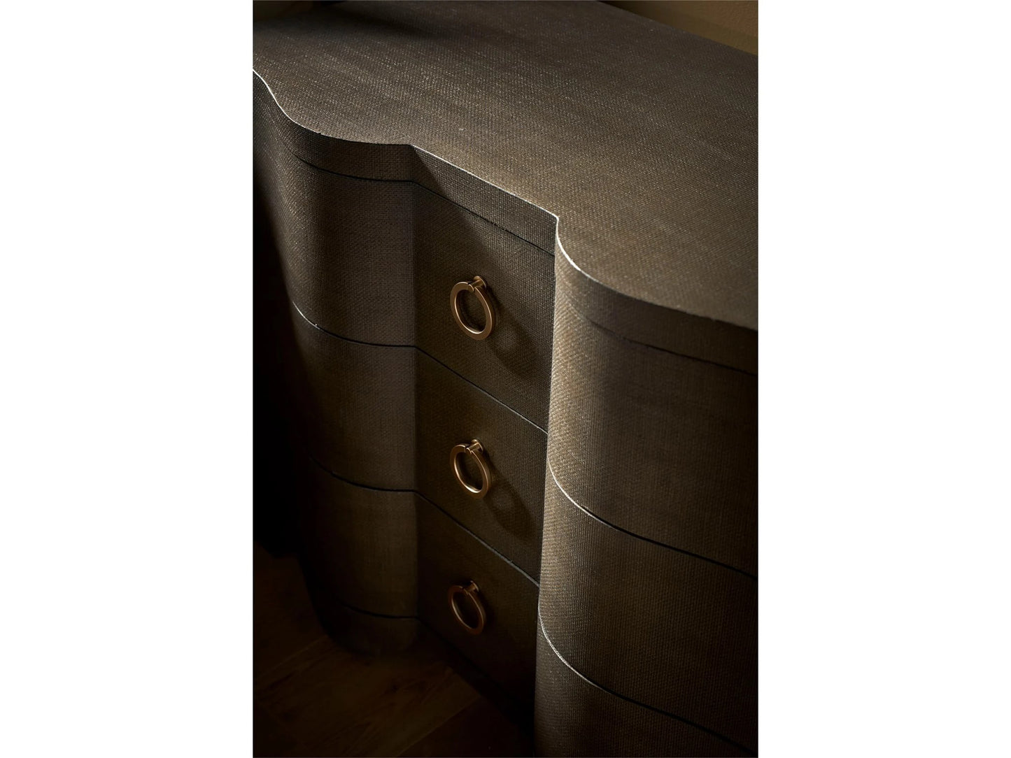 Universal - Fenwick Embossed Chest