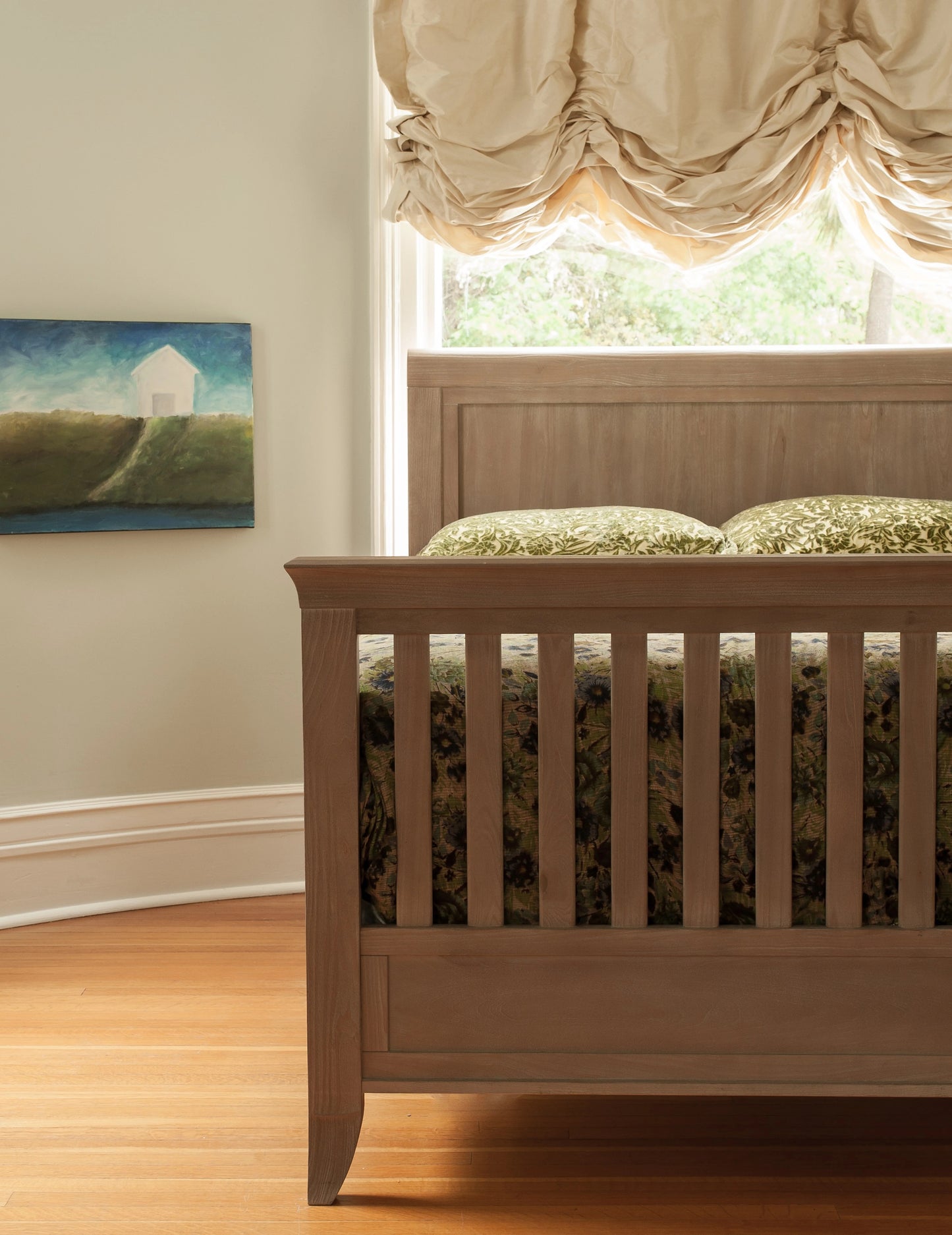 Cameo Sleigh 4-in-1 Convertible Crib