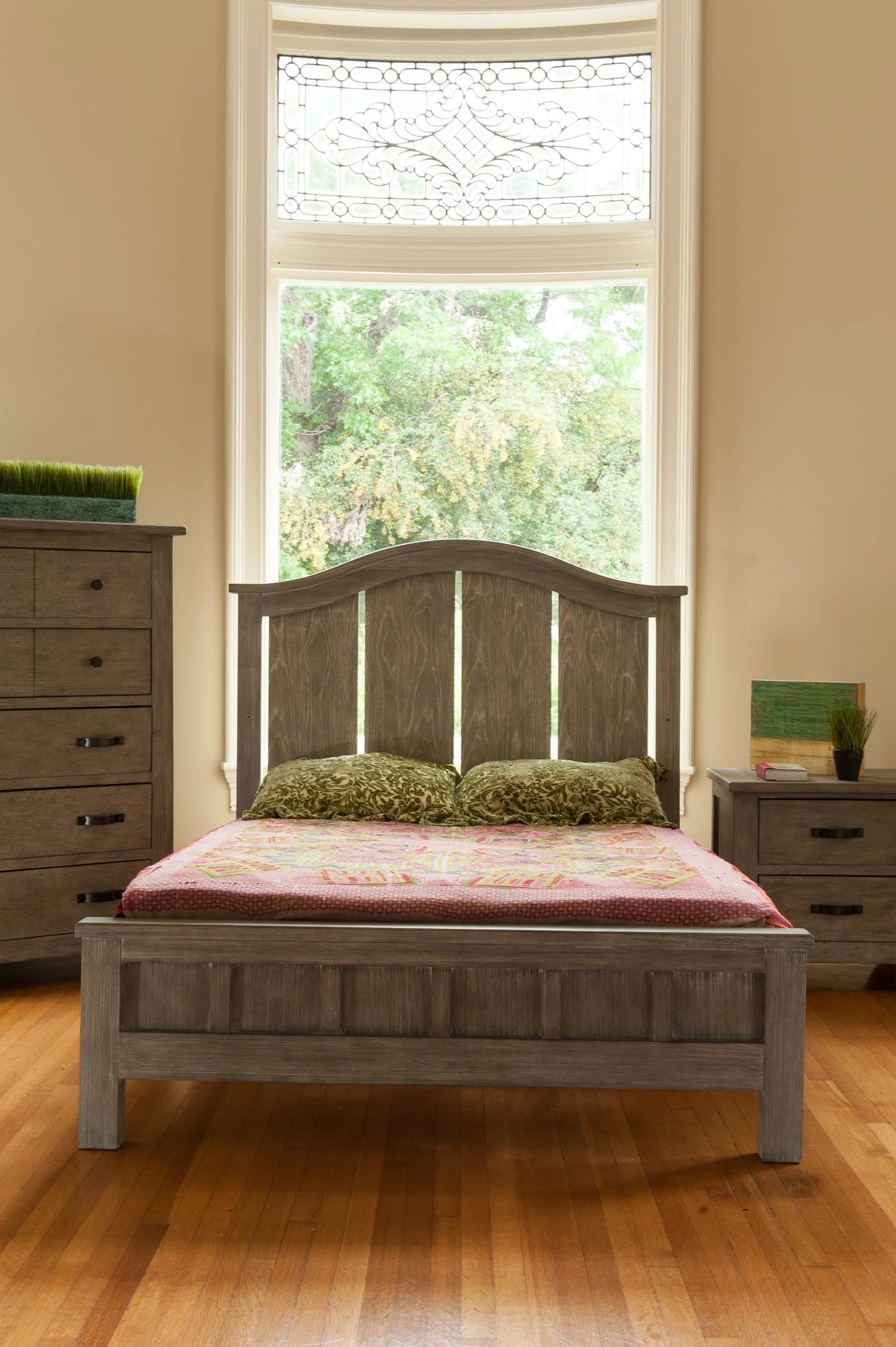 Milk Street Baby - Relic Arch 4-in-1 Convertible Crib