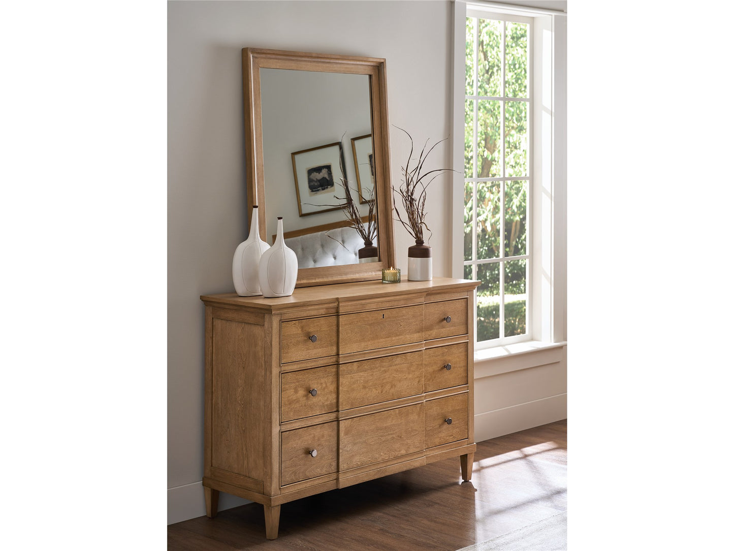 Universal - Birchaven Brindle Dresser