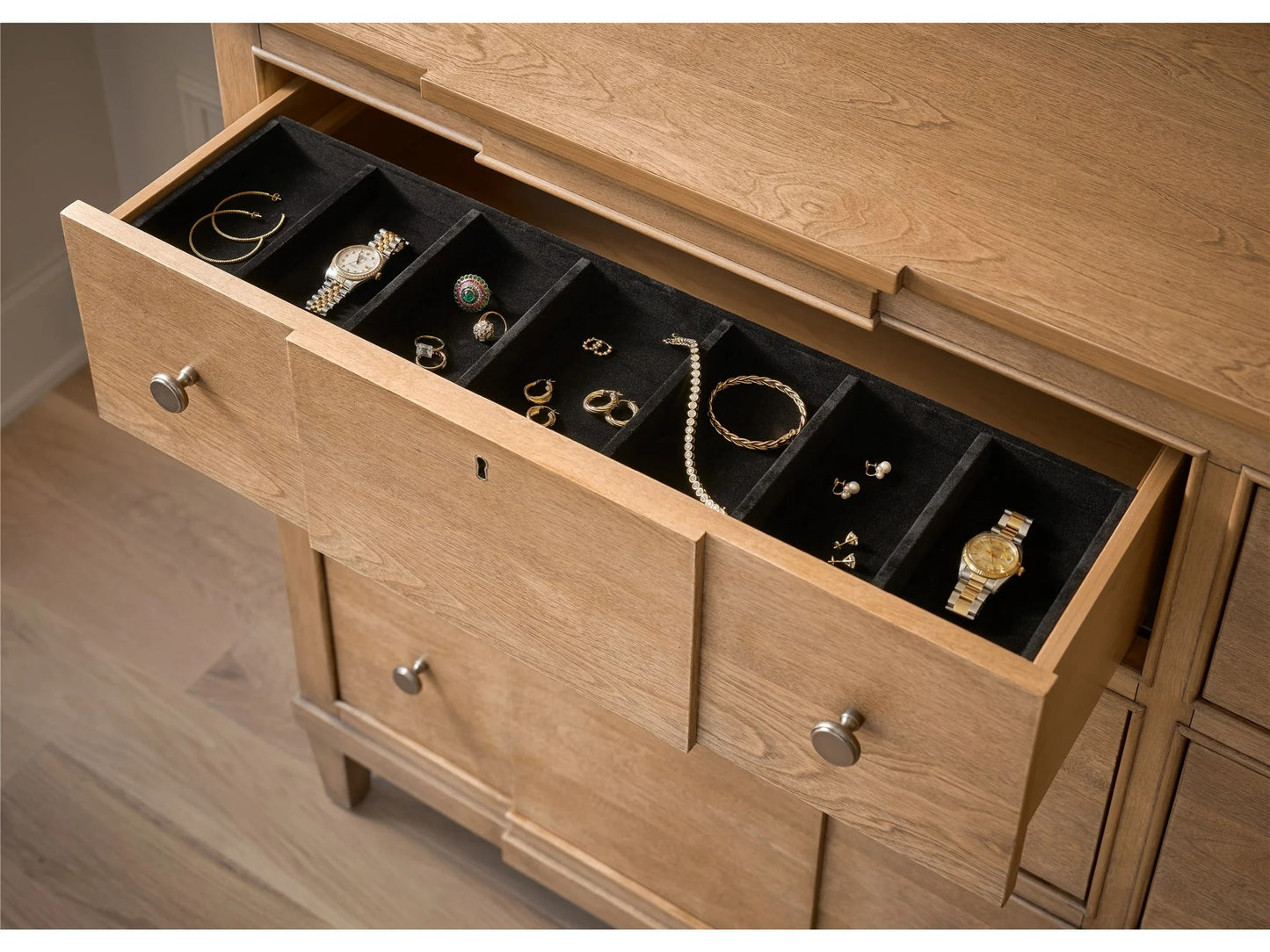 Universal - Birchaven Brindle Dresser