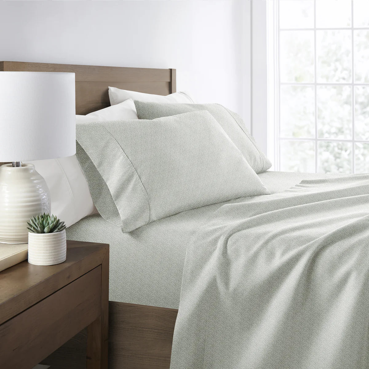 Modern Circles 4-Piece Patterned Sheet Set