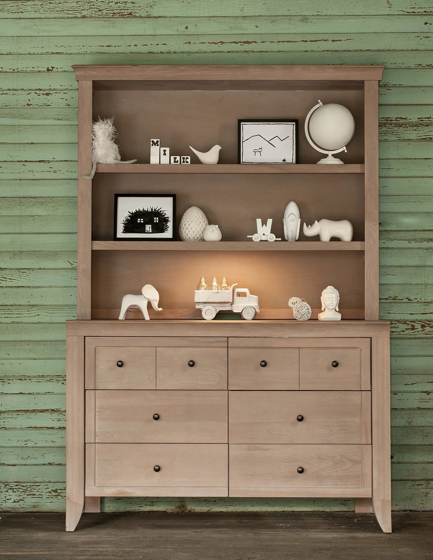 Cameo Hutch/Bookcase
