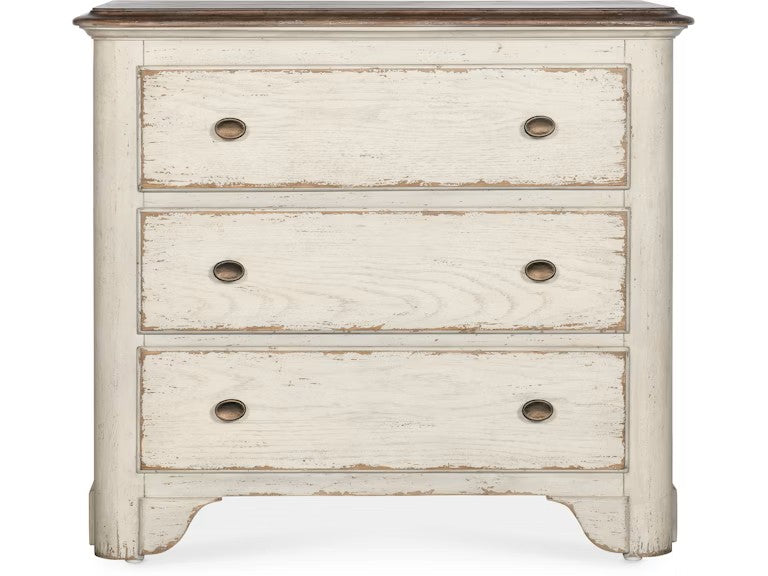 Hooker Furniture - Bedroom Americana Three-Drawer Nightstand