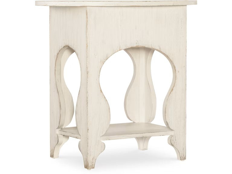Hooker Furniture - Bedroom Americana One-Drawer Oval Nightstand