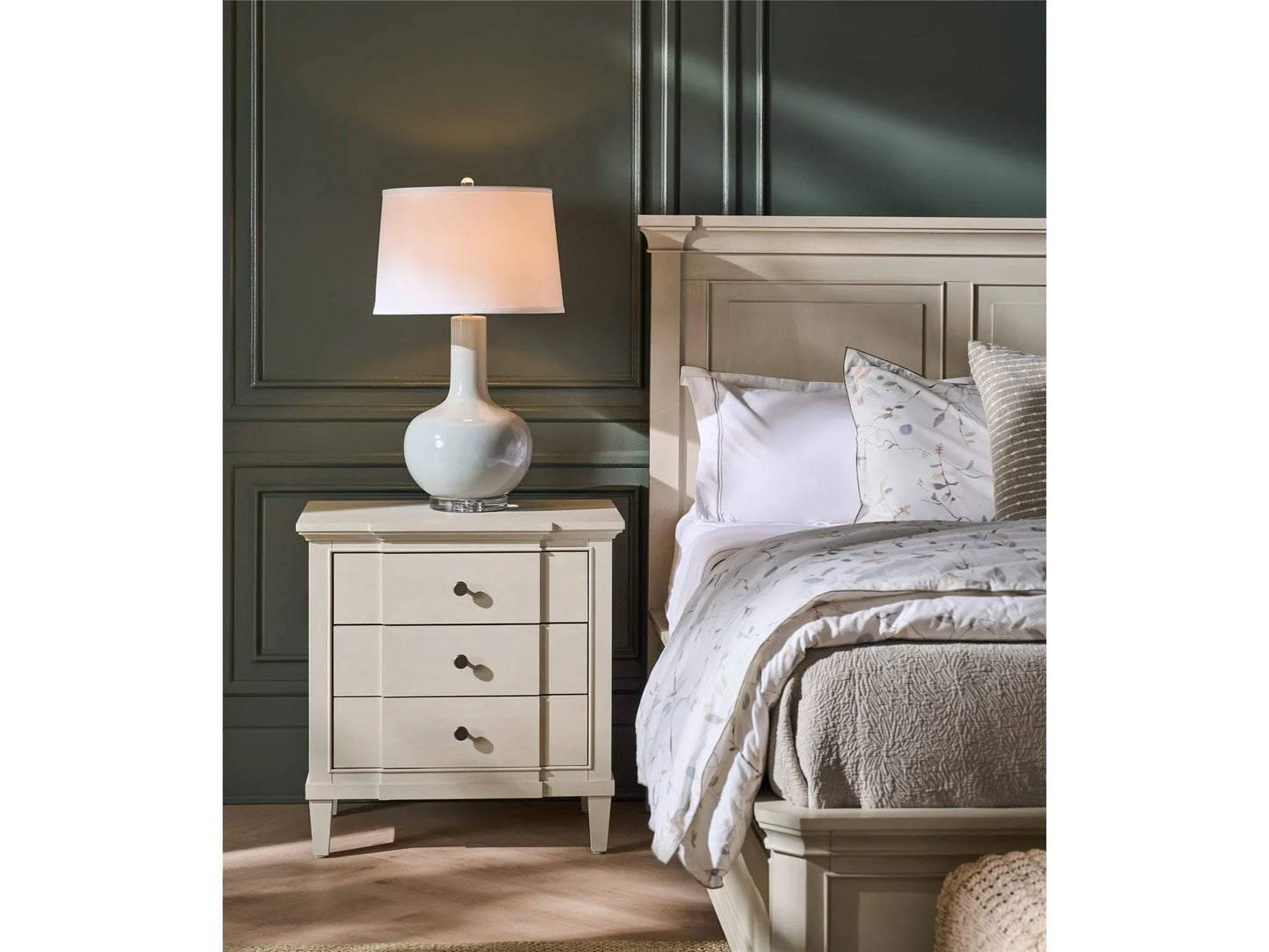 Universal - Birchaven Willow Nightstand