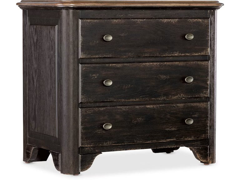 Hooker Furniture - Bedroom Americana Three-Drawer Nightstand