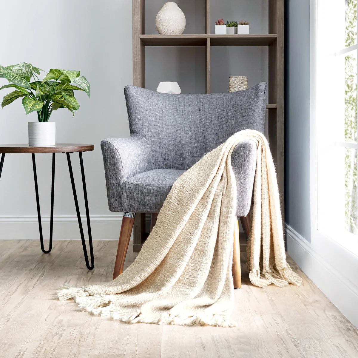 Slub-Yarn Basketweave Throw Blanket with Fringed Edges