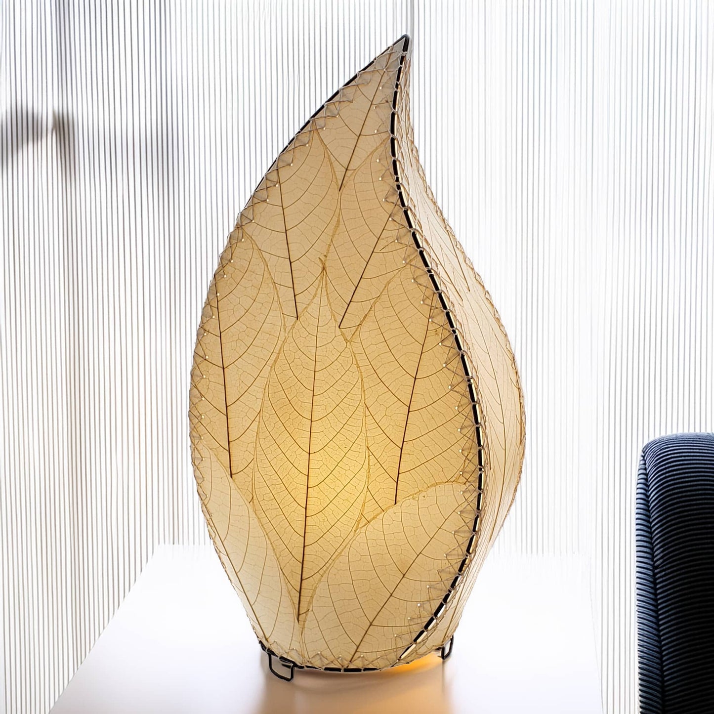 24 Inch Leaflet Lamp