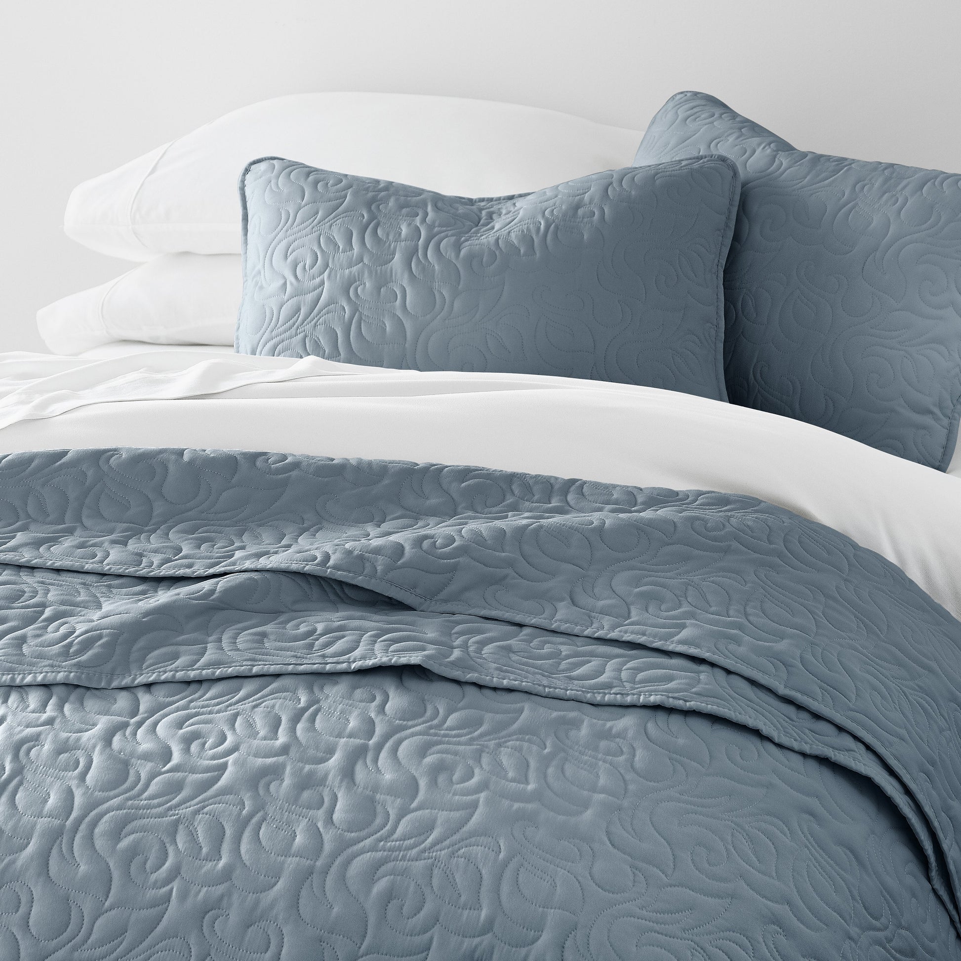 Lightweight Floral Stitch Quilted Coverlet Set