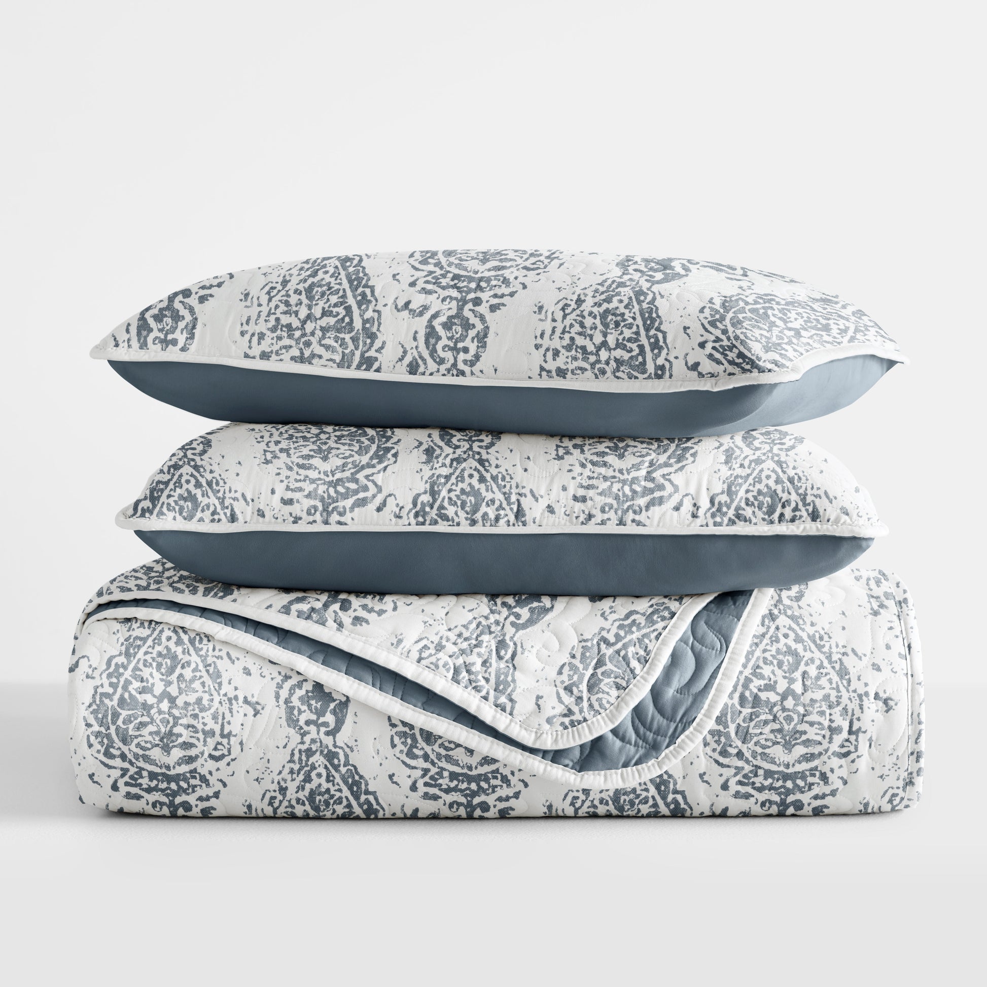 Classic Damask Patterned Reversible Quilted Coverlet Set