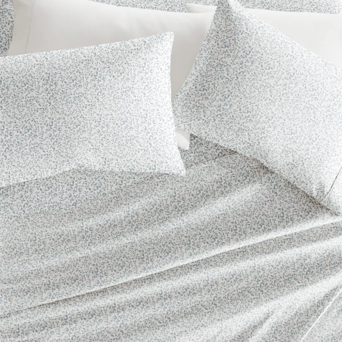 Distressed Vine 4-Piece Patterned Sheet Set
