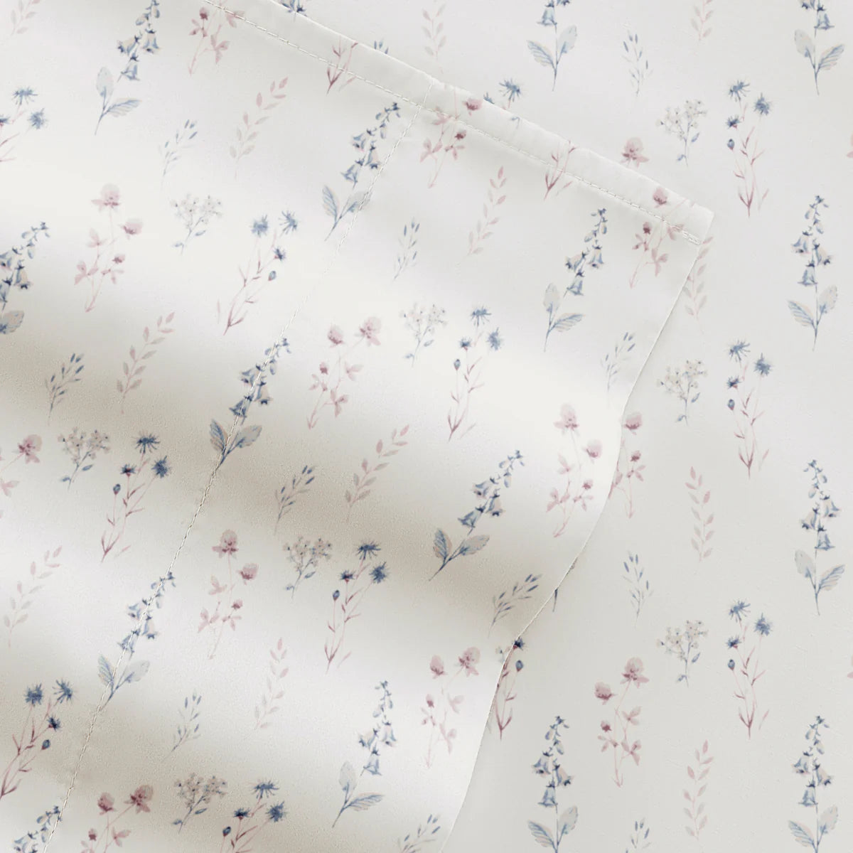 Painted Meadow 4-Piece Patterned Sheet Set