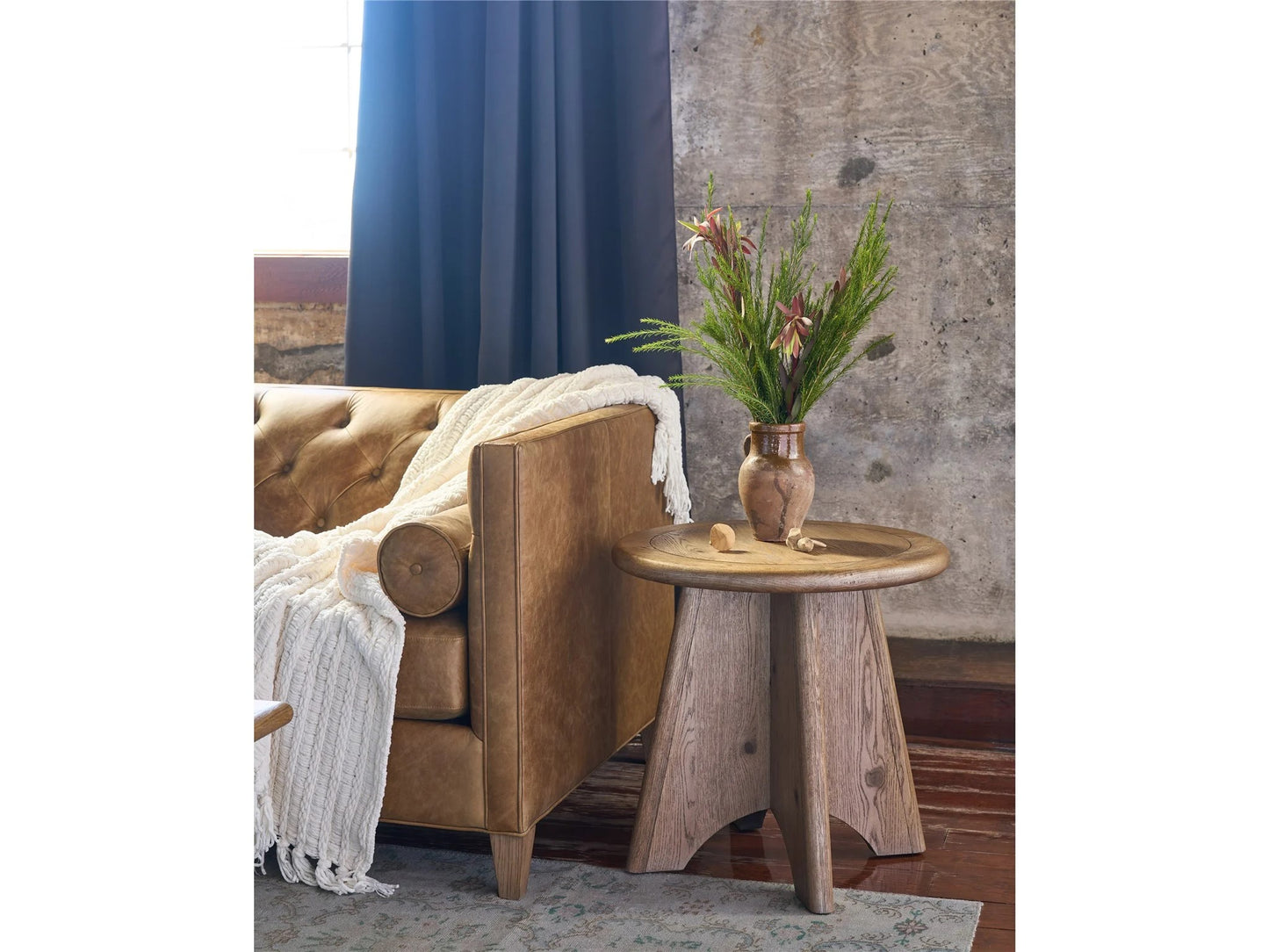 Universal - Griffith Park Sienna Round Side Table