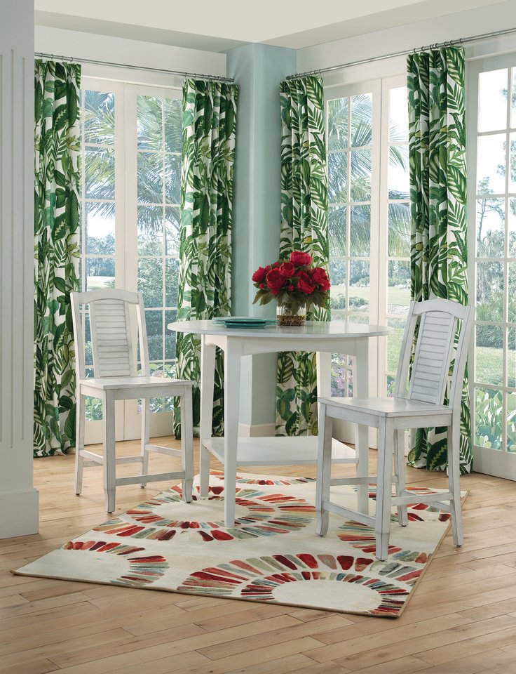 Hampton - 36" H Seaside Pub Table in Chalk & White