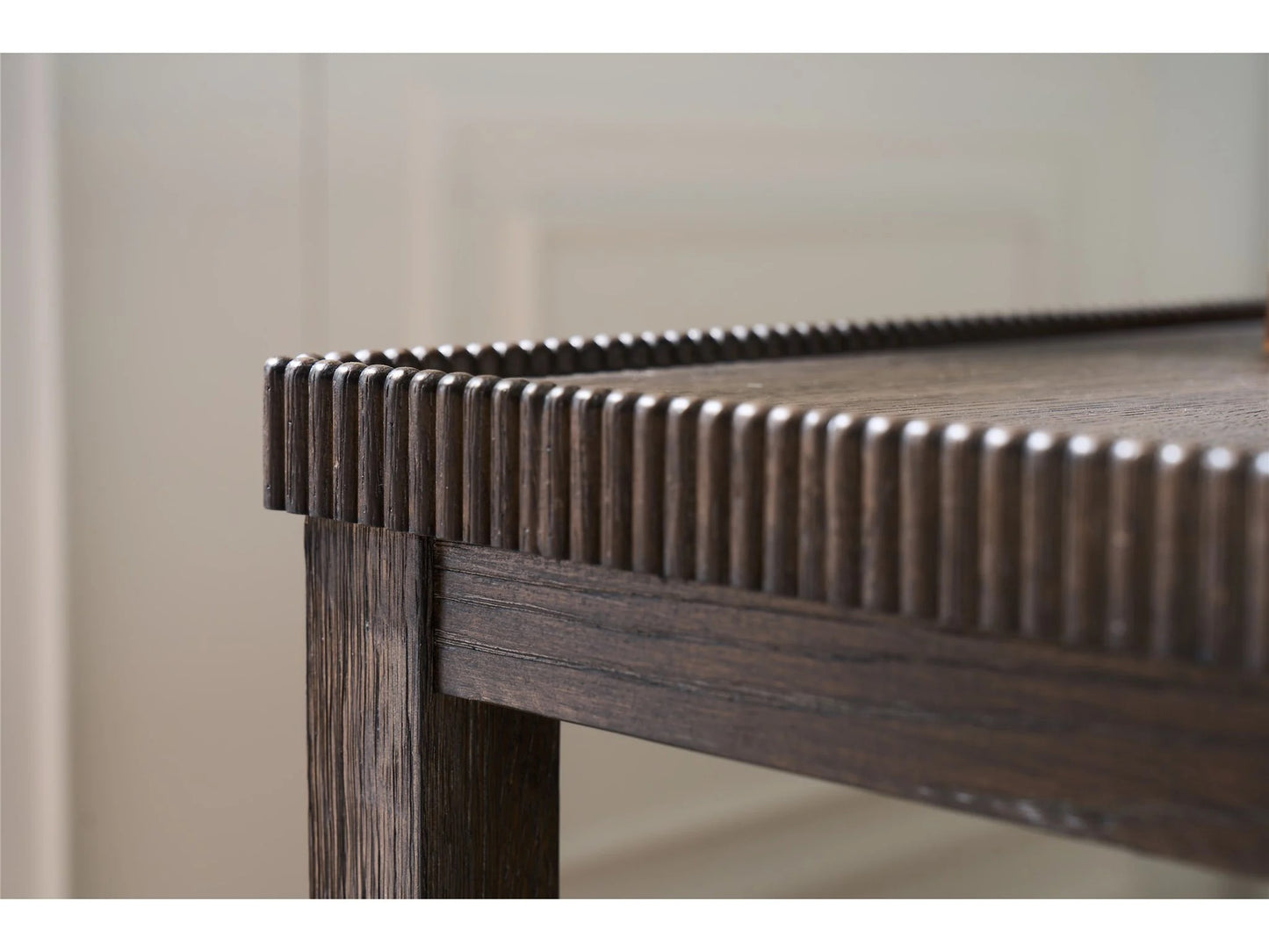 Universal - Montclair Cocoa Console