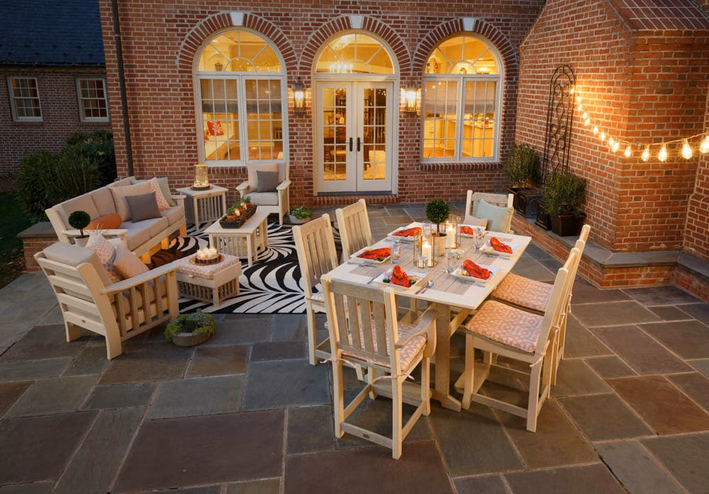 Finch - Great Bay Dining Table