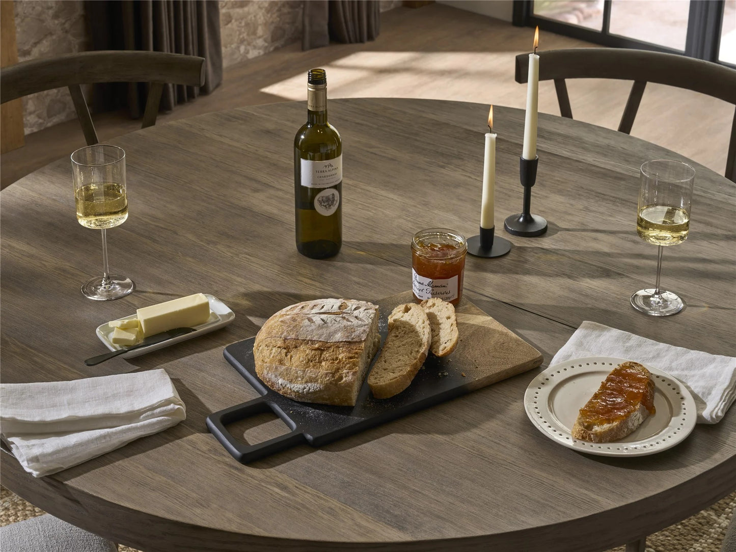 Universal - Dwell Boulder Round Dining Table
