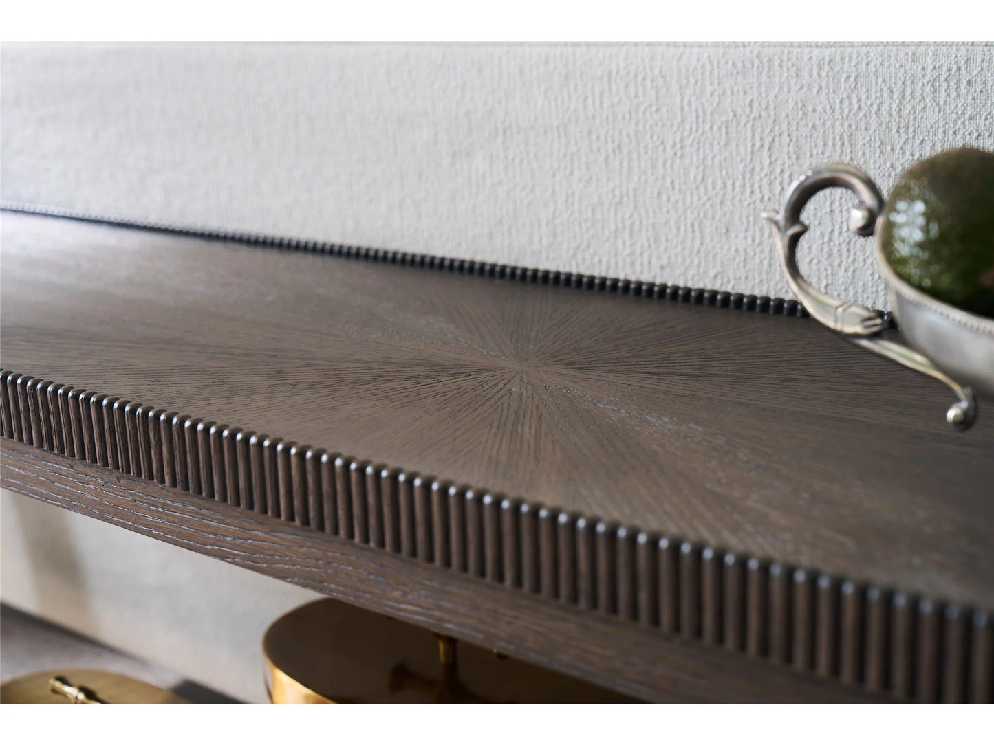 Universal - Montclair Cocoa Console