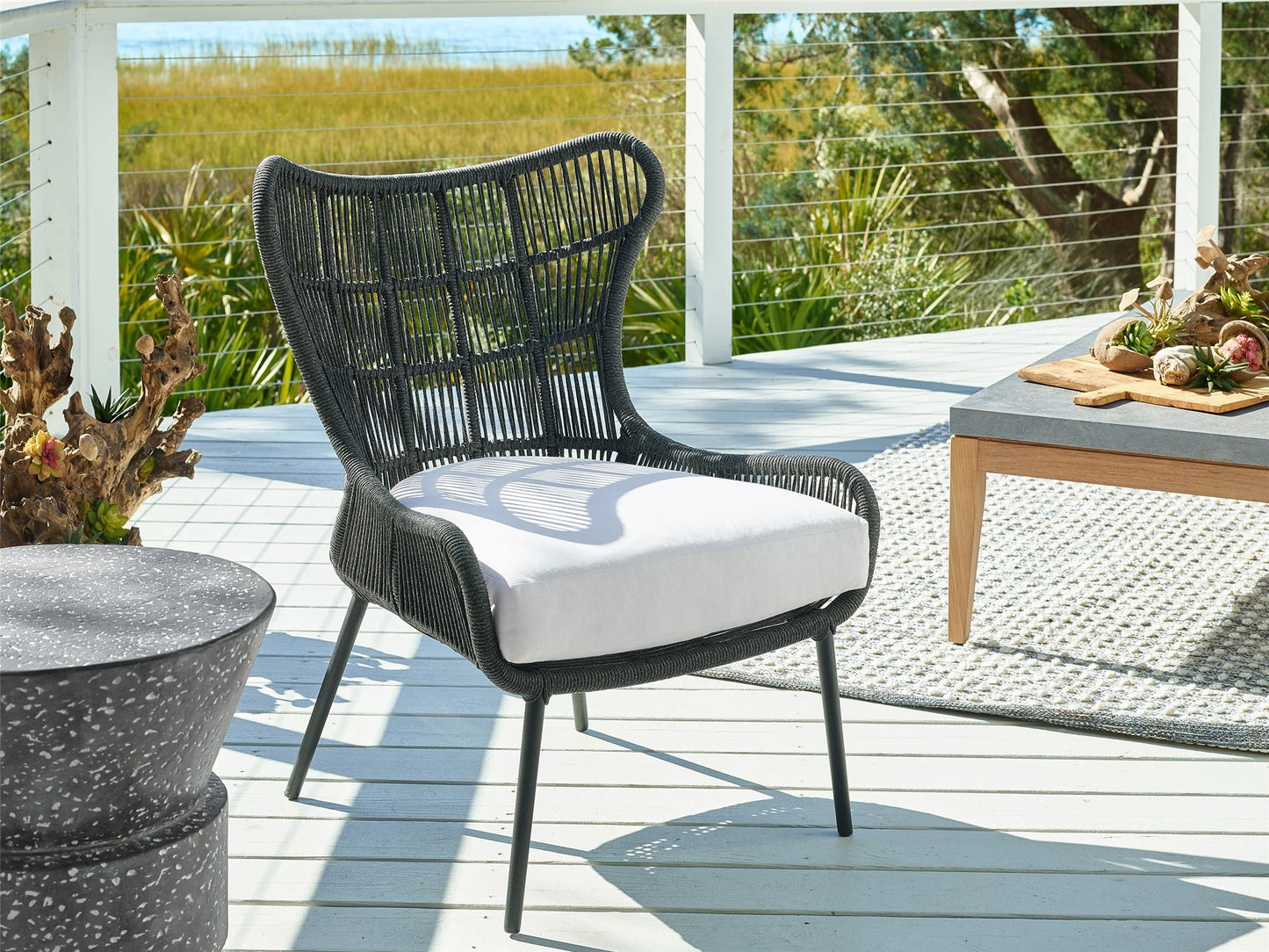 UNIVERSAL - COASTAL LIVING OUTDOOR HATTERAS CHAIR