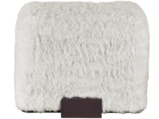 UNIVERSAL - ERINN V X UNIVERSAL WILSHIRE OTTOMAN