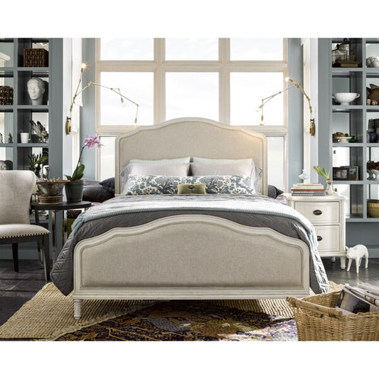 UNIVERSAL - CURATED AMITY QUEEN BED