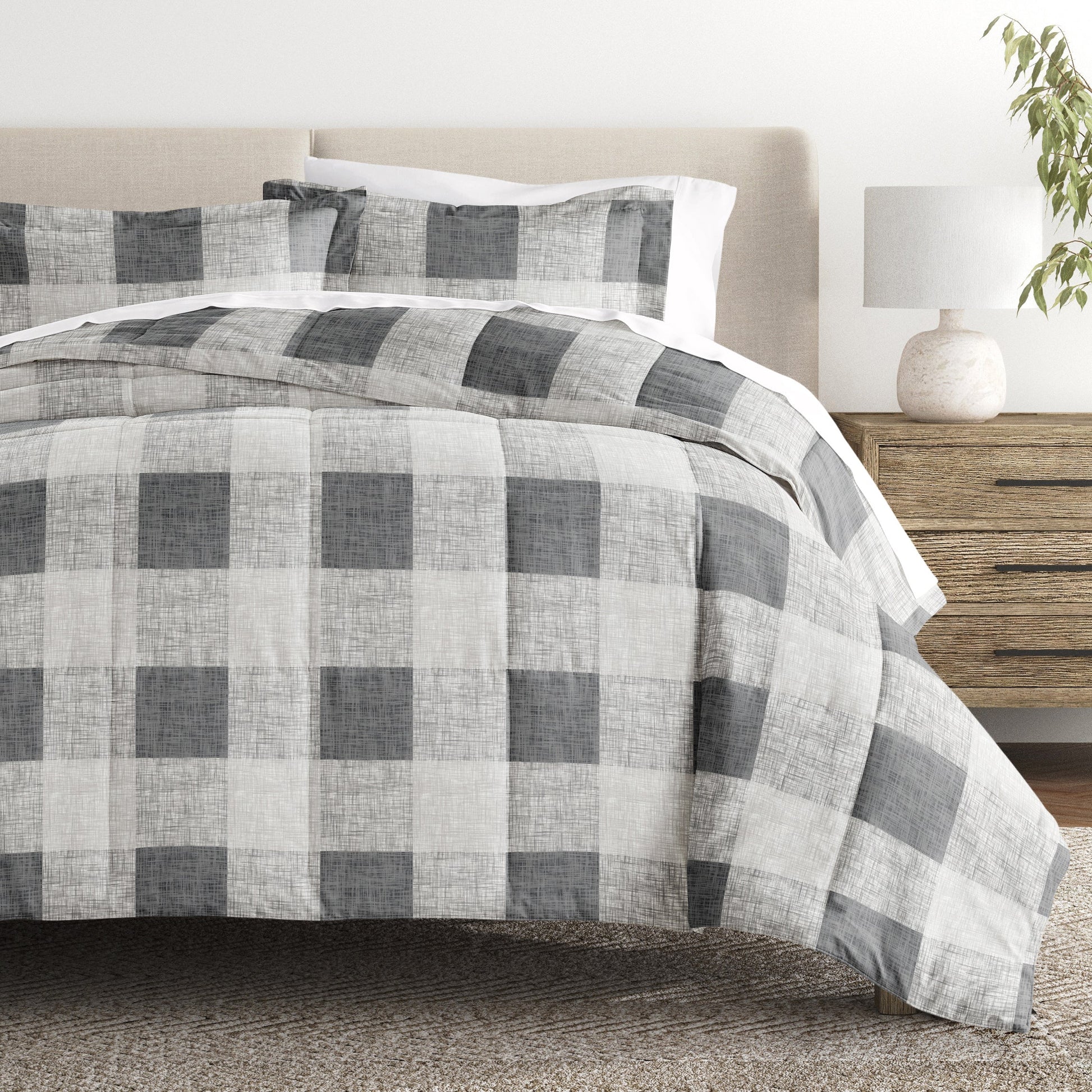 Gingham Patterned Down-Alternative Comforter Set