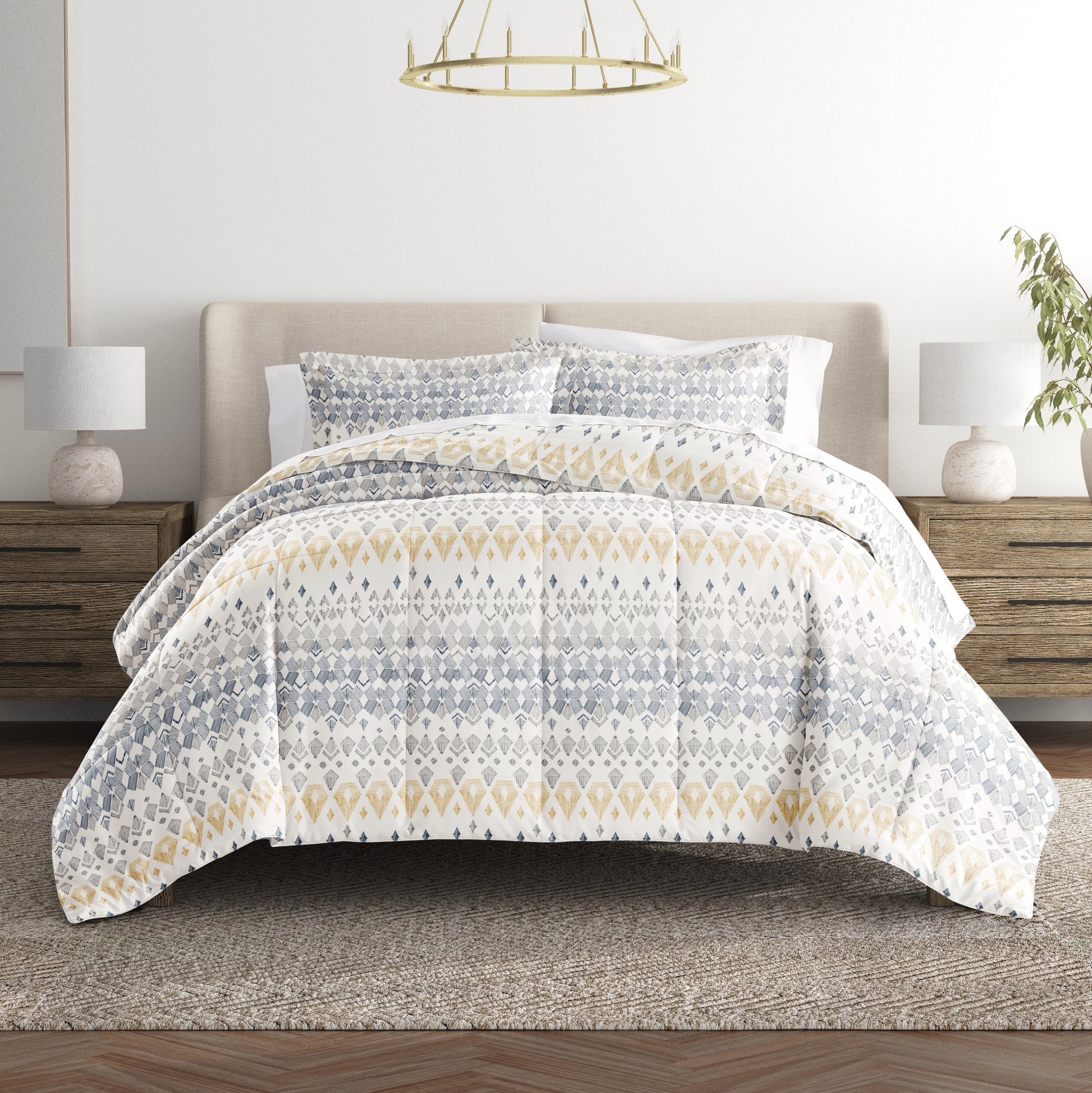 Mayan Stamp Patterned Down-Alternative Comforter Set