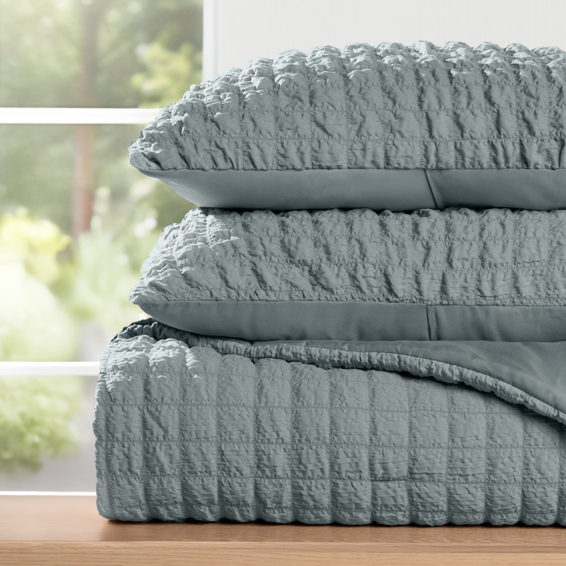 Seersucker Box Textured Down-Alternative Comforter Set