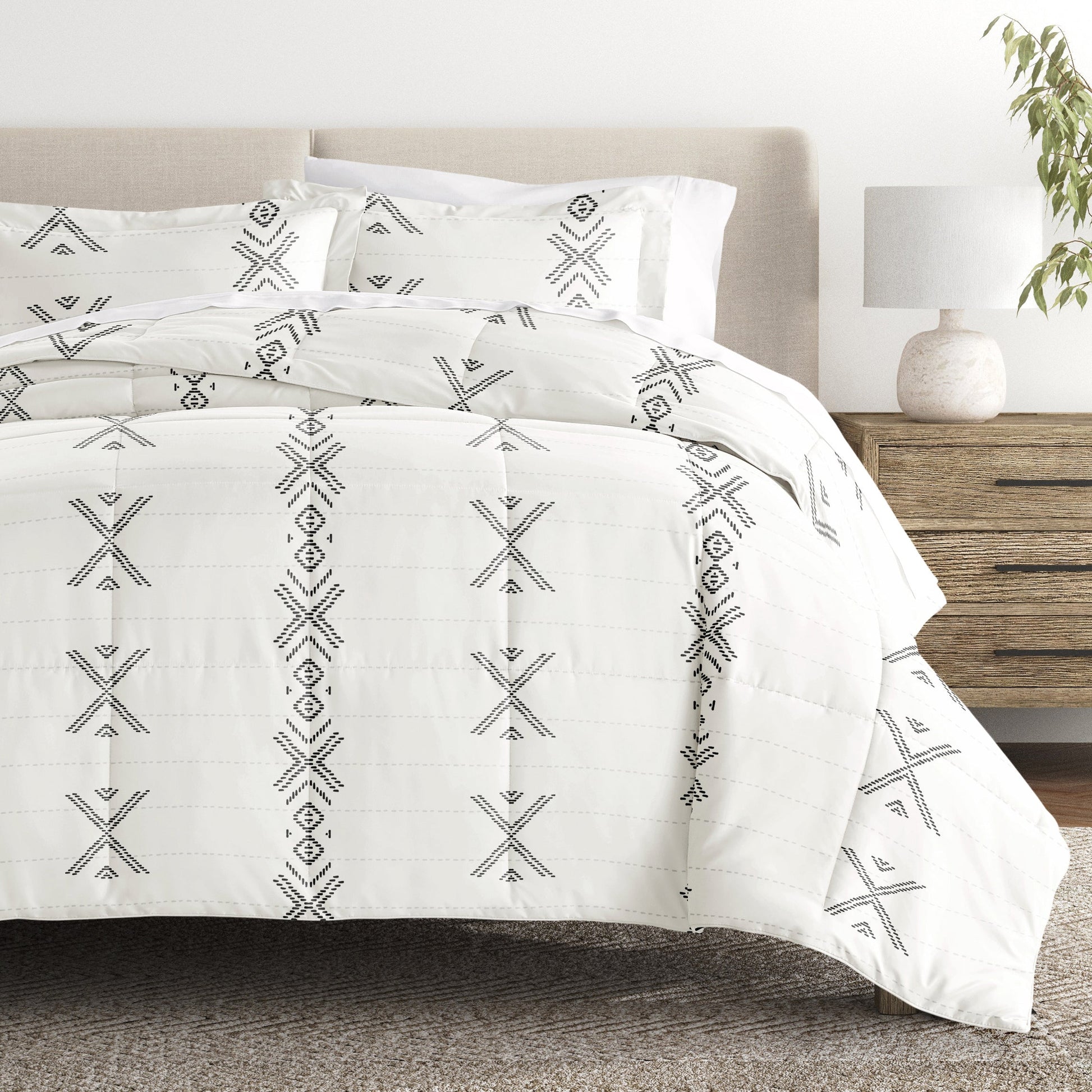 Urban Stitch Patterned Down-Alternative Comforter Set