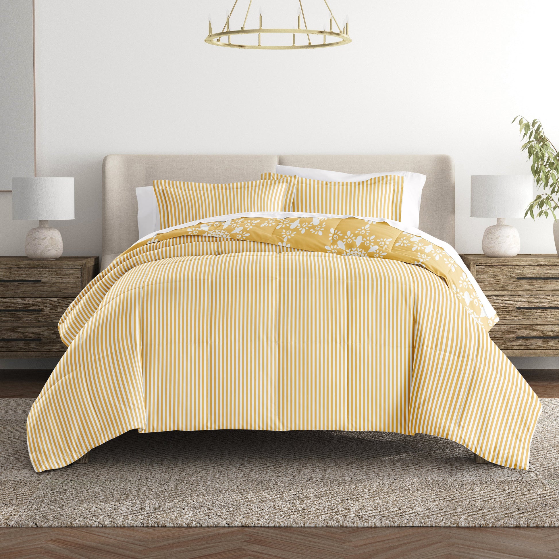 Daisy Medallion Reversible Patterned Down-Alternative Comforter Set