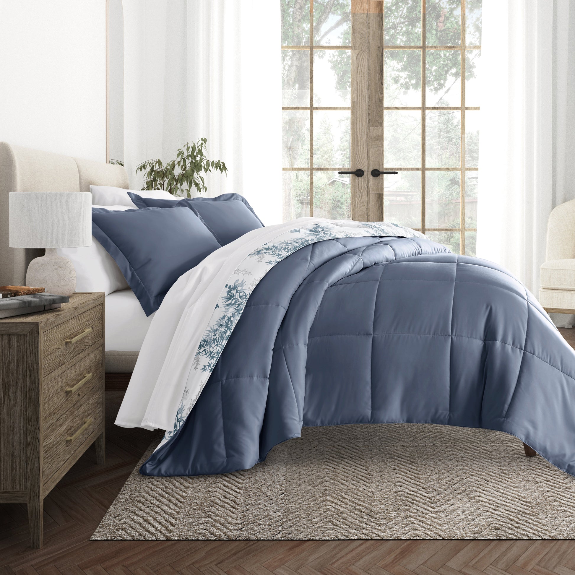 Bamboo Leaves Reversible Patterned Down-Alternative Comforter Set
