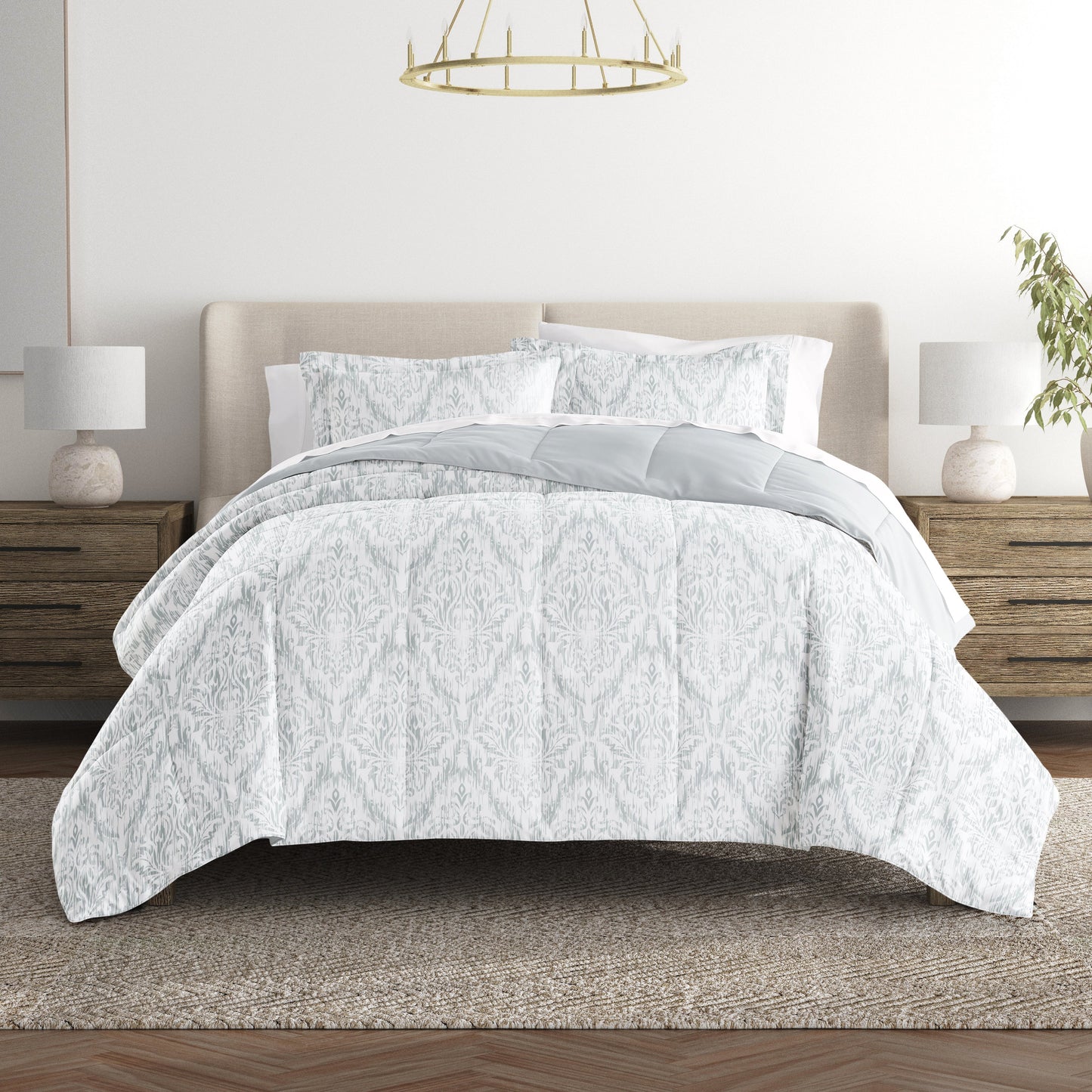 English Countryside Reversible Patterned Down-Alternative Comforter Set